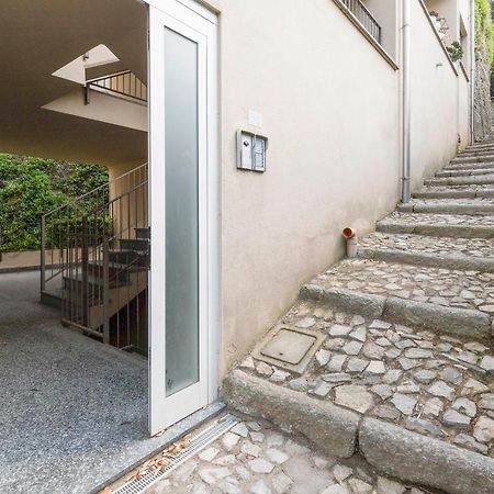 Appartamento Con Terrazzo Vistalago Blevio Exterior photo